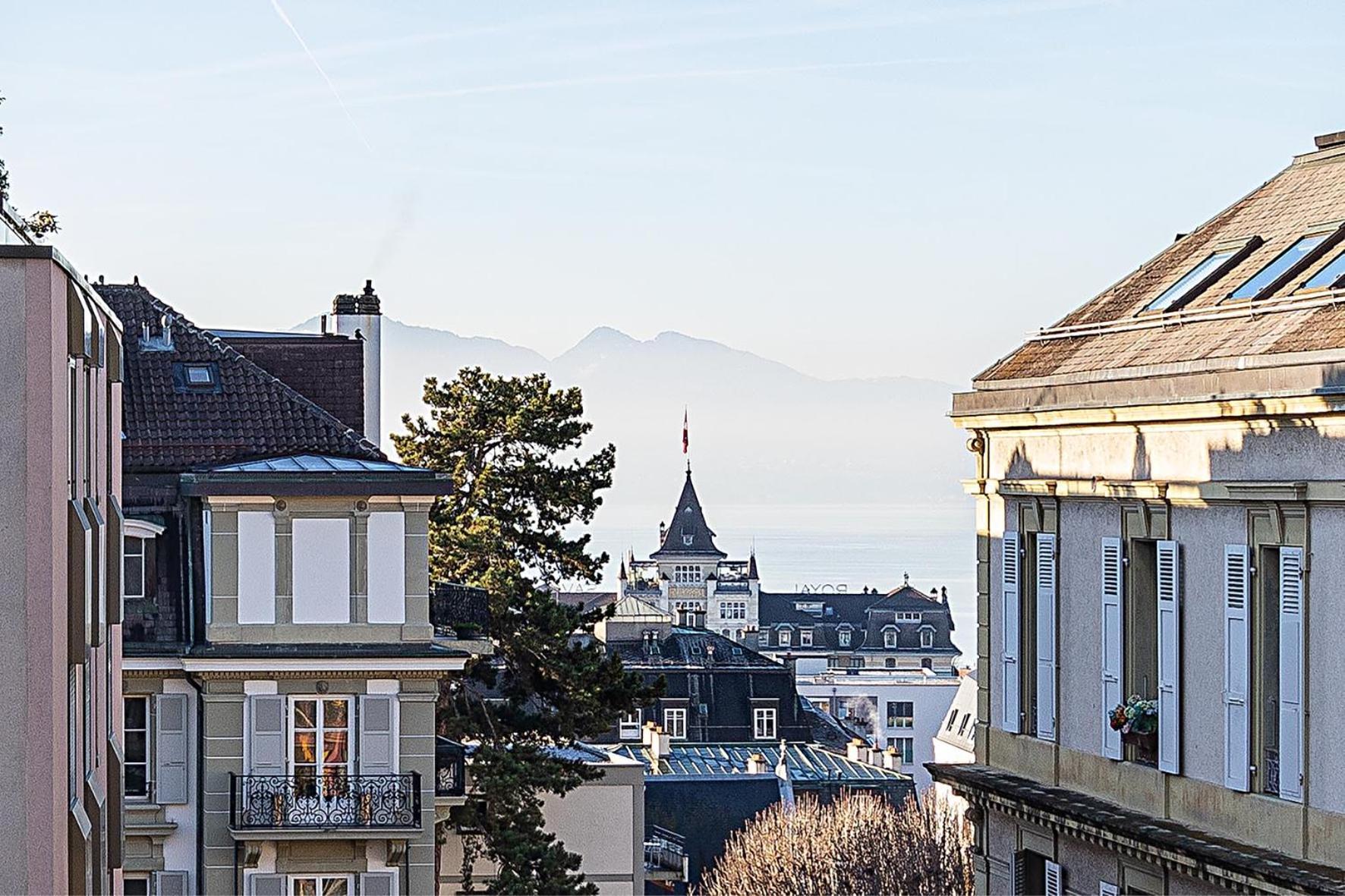 Simplon 10 - Lausanne Gare Kültér fotó